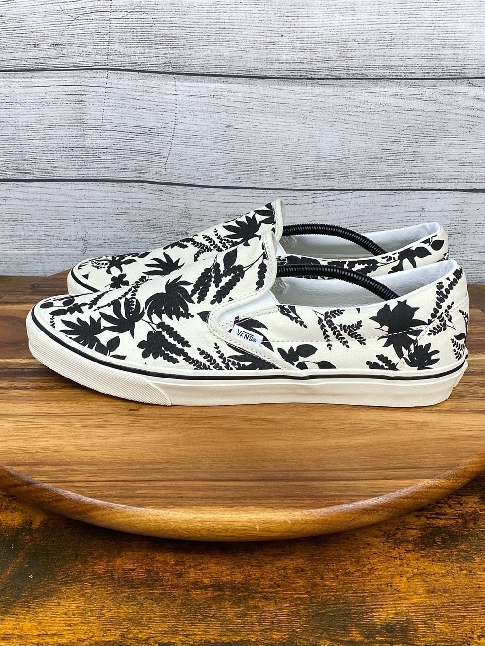 Vans Classic Slip On Black White SoCal Tropical Print Shoes Mens Sneaker Size 13